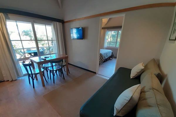 DOS AMBIENTES SOLA PLANTA EN PRIMER PISO